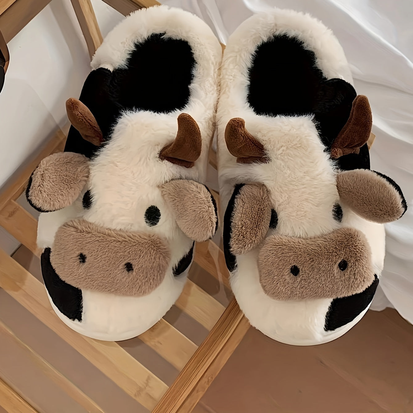 Cute Cow Design Slippers, Casual Slip On Plush Lined Shoes, Comfortable Indoor Home Slippers