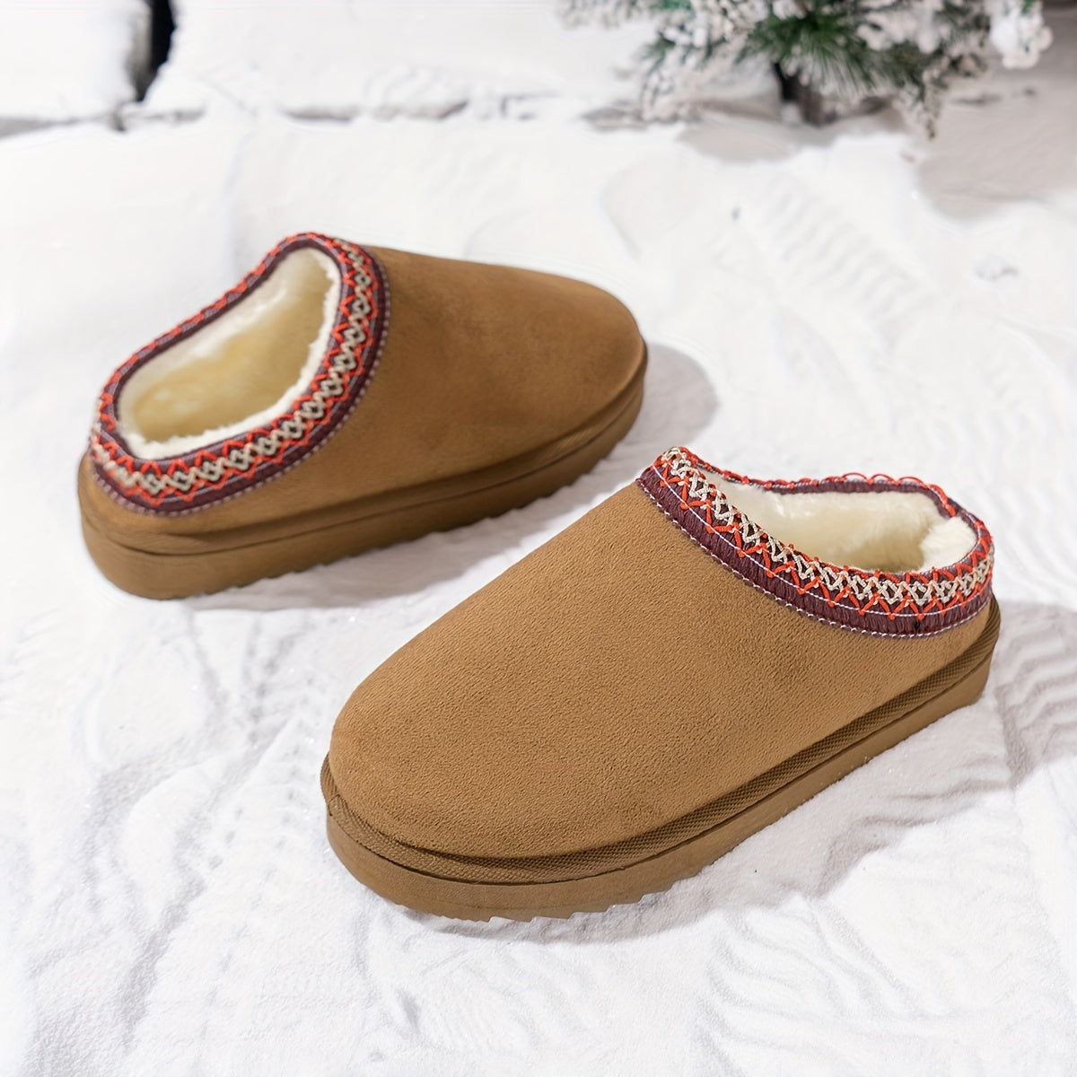 Women's Plush-Lined Winter Boots with Non-Slip Platform Sole