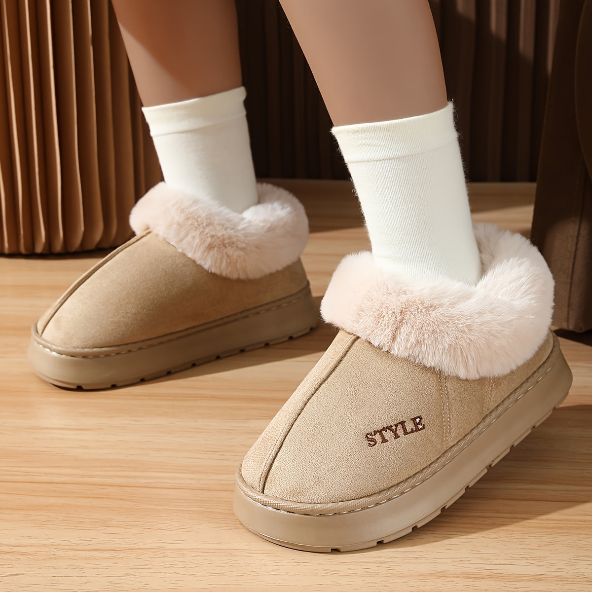 Cozy Fleece-Lined Women’s Slippers - Indoor Casual Slip-Ons with EVA Sole, Fabric Upper, and All-Season Comfort.