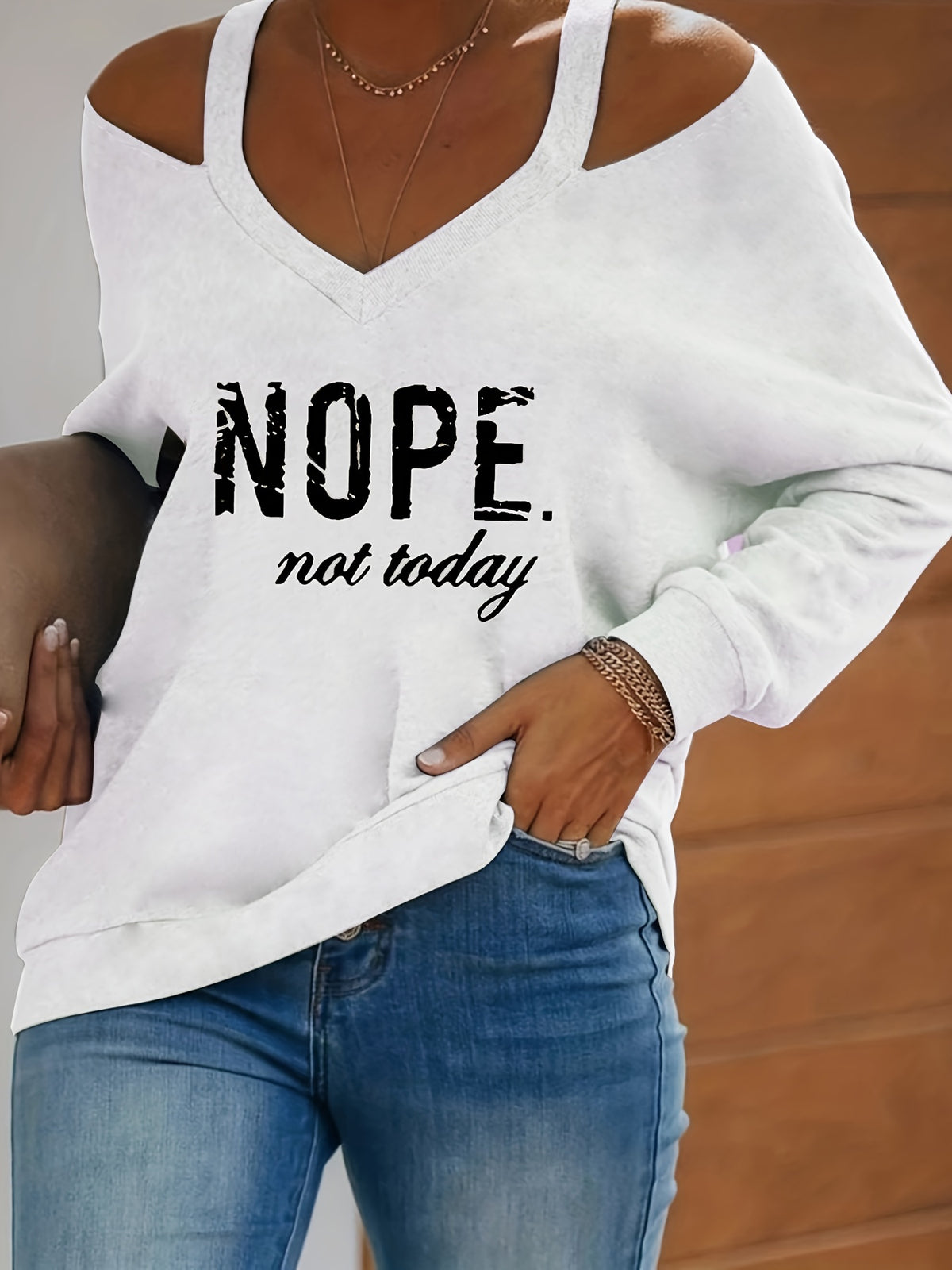 Letter Print Cold Shoulder Pullover Sweatshirt, Casual Long Sleeve V Neck Sweatshirt For Spring &amp; Fall, Women&#39;s Clothing