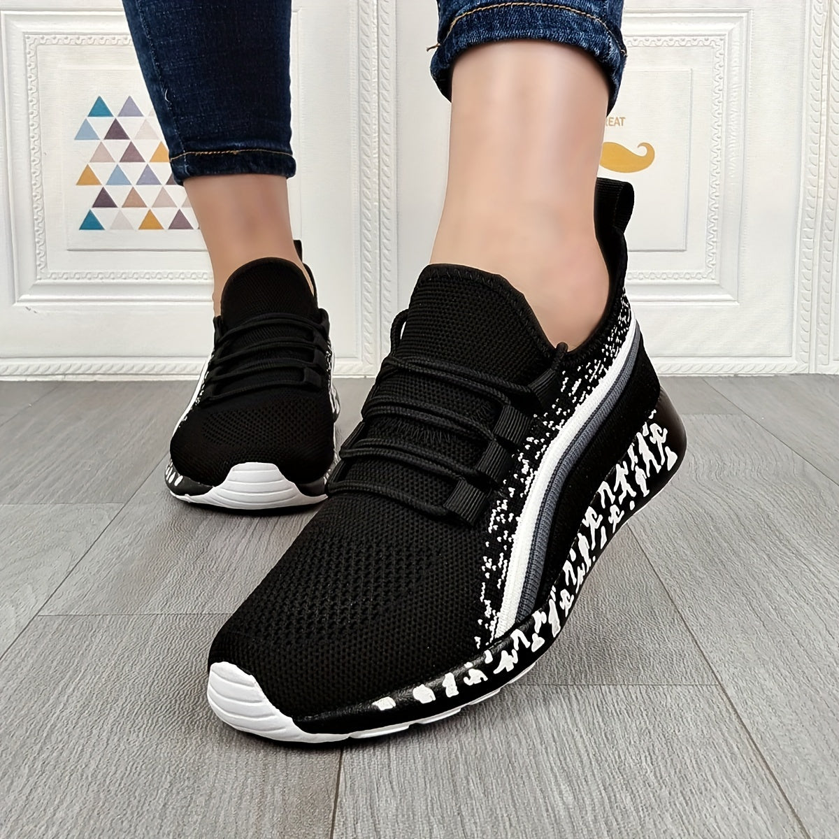 Women's Summer Sneakers, Breathable, Comfortable, Lightweight Non-slip Lace-up Shoes, Random Printed Sole Casual Running Shoes