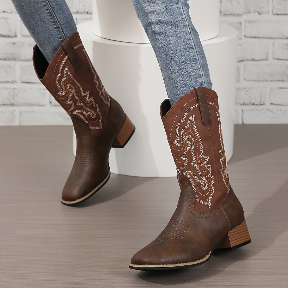 Retro Square Toe Slip-On Cowboy Boots for Women - Comfortable Western Style with Chunky Heel - Vintage Chic, Everyday Wear, Effortless On/Off