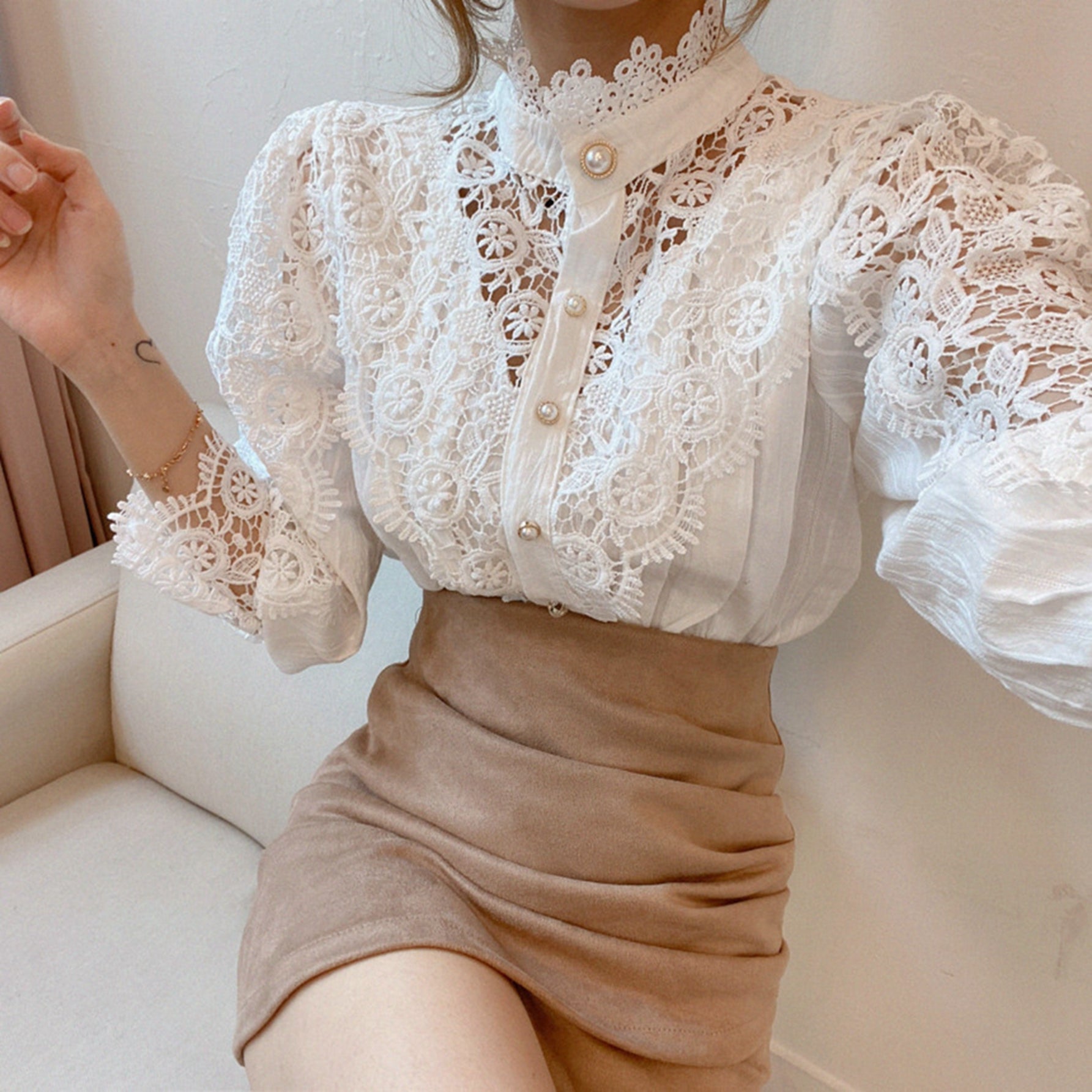 Women's Blouse Lace Puff Sleeve Lantern Sleeve Solid Pleated Women Blouse