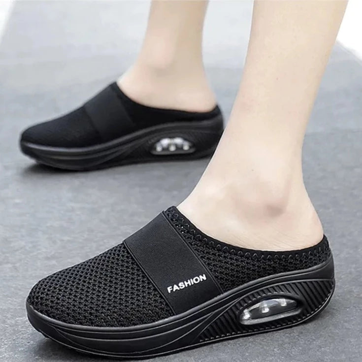 Women's Closed Toe Slip-On Slippers