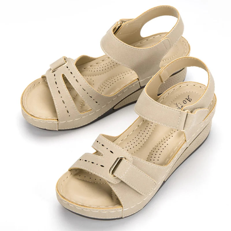 Women's Sandals with Arch Support and Back Strap