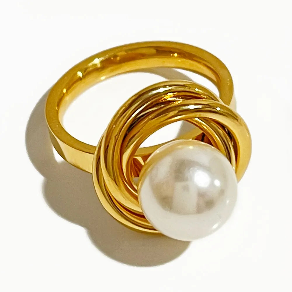 Women&#39;s Elegant Stainless Steel Wire Wrapped Gold Plated Pearl Rings