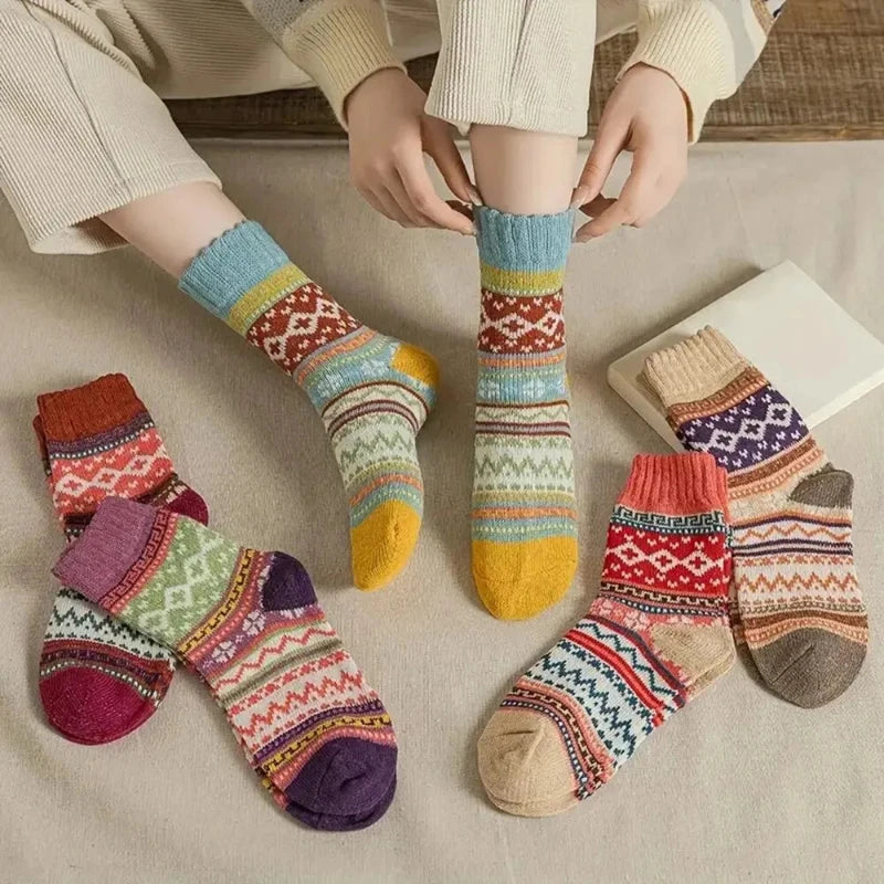 5 Pairs Women's Striped Pattern Cashmere Socks