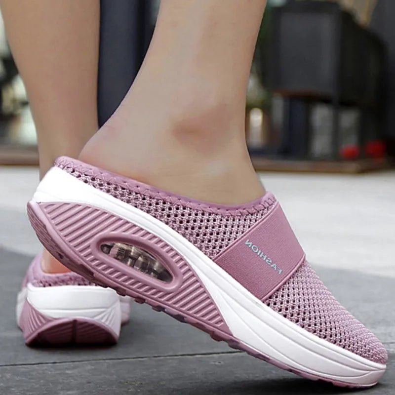 Women's Closed Toe Slip-On Slippers