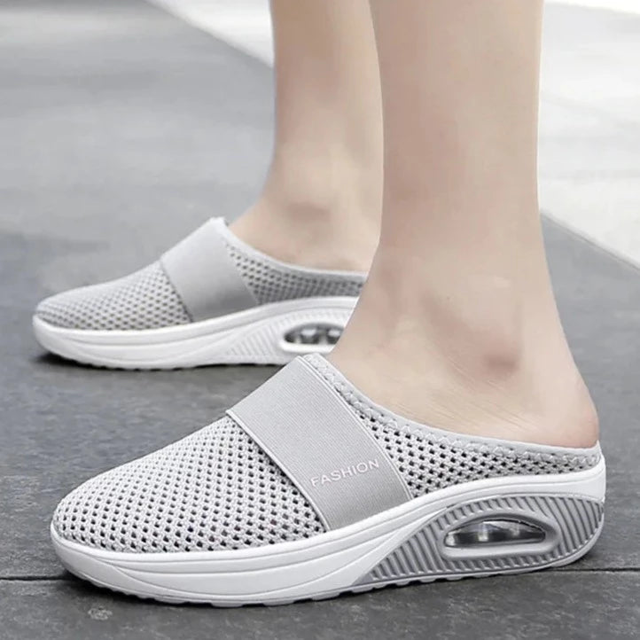 Women's Closed Toe Slip-On Slippers