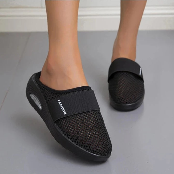 Women's Closed Toe Slip-On Slippers