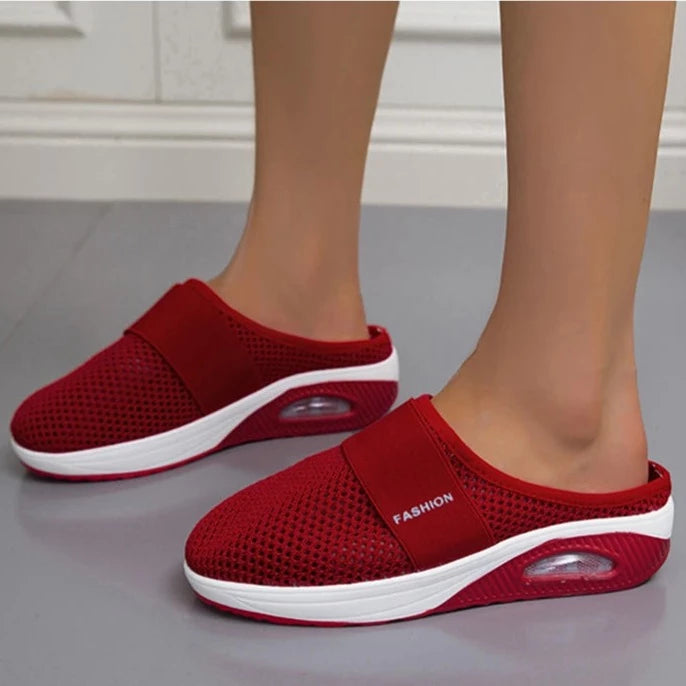 Women's Closed Toe Slip-On Slippers