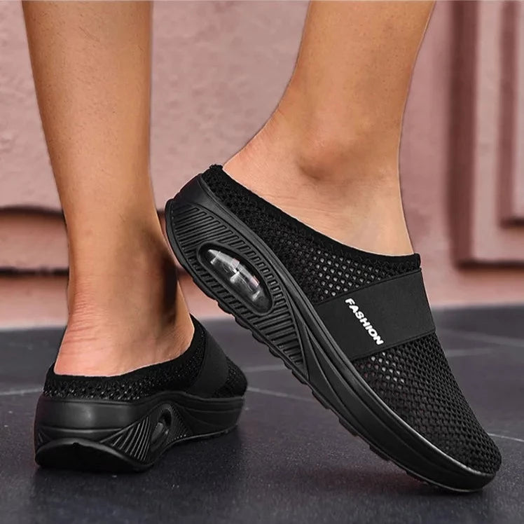 Women's Closed Toe Slip-On Slippers