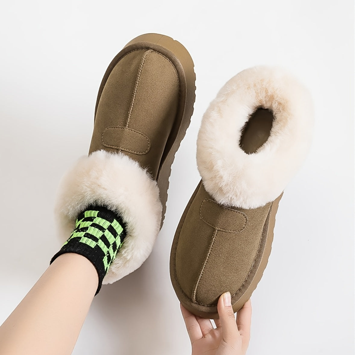 Winter Boots for Women - Fuzzy Memory Foam Platform, Fleece Lined, Anti-Slip, Faux Fur, Warm Outdoor Hiking Boots, Perfect Christmas Gift.