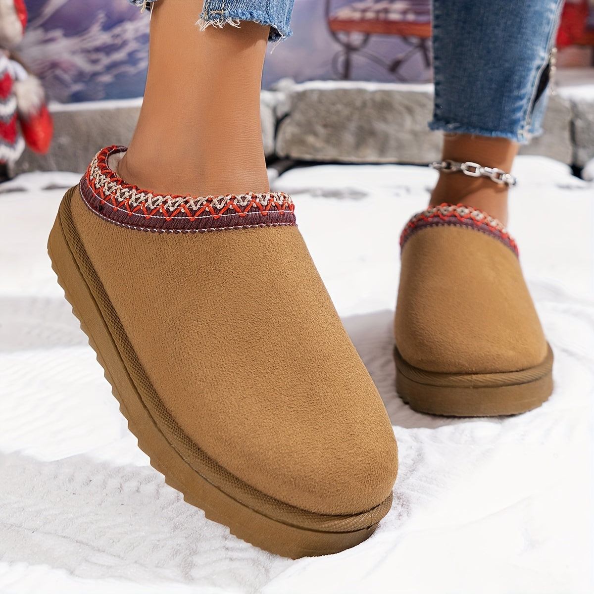 Women's Plush-Lined Winter Boots with Non-Slip Platform Sole