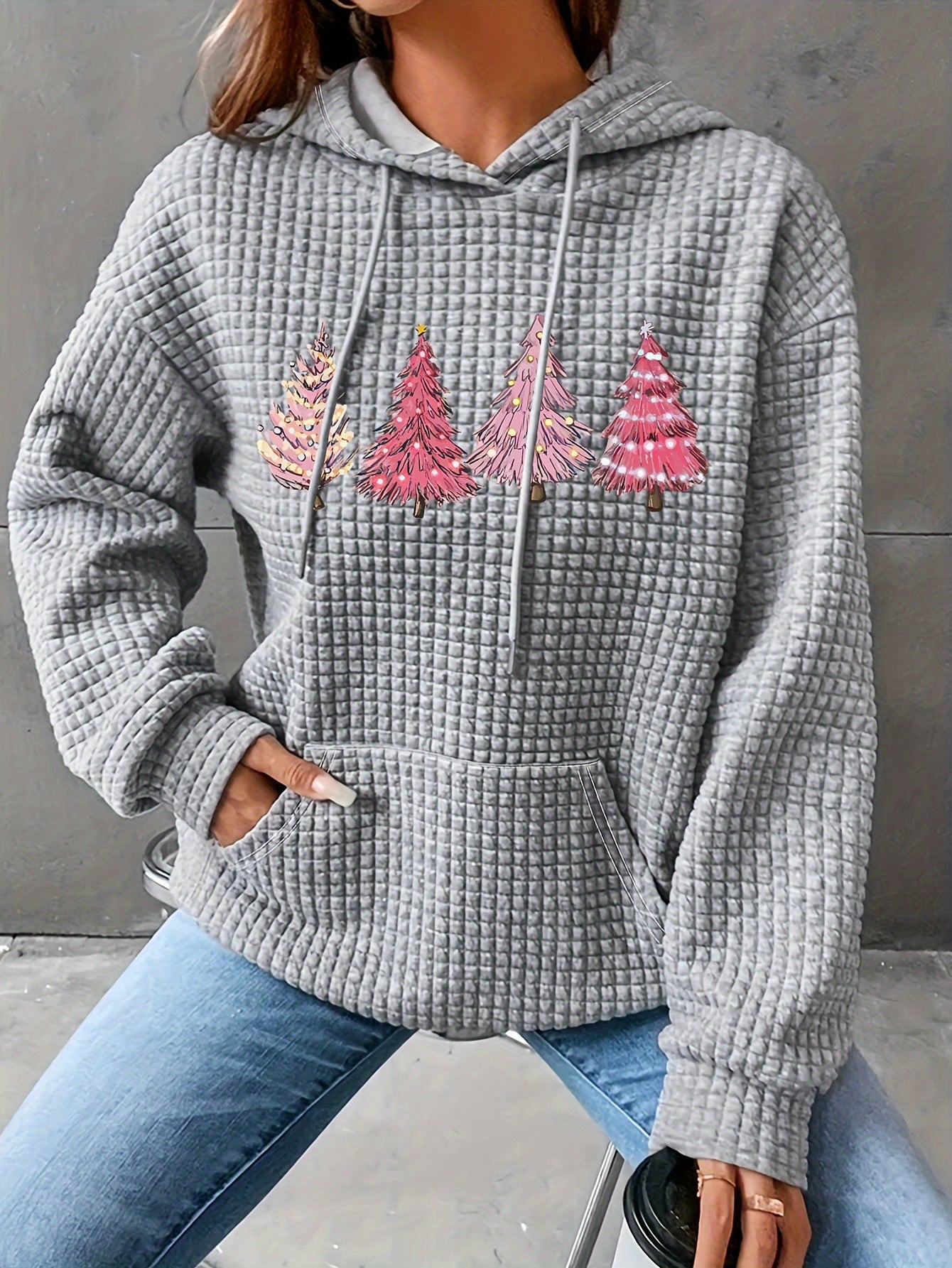 Plus Size Christmas Casual Sweatshirt, Women's Plus Tree Print Long Sleeve Drawstring Hoodie With Pockets