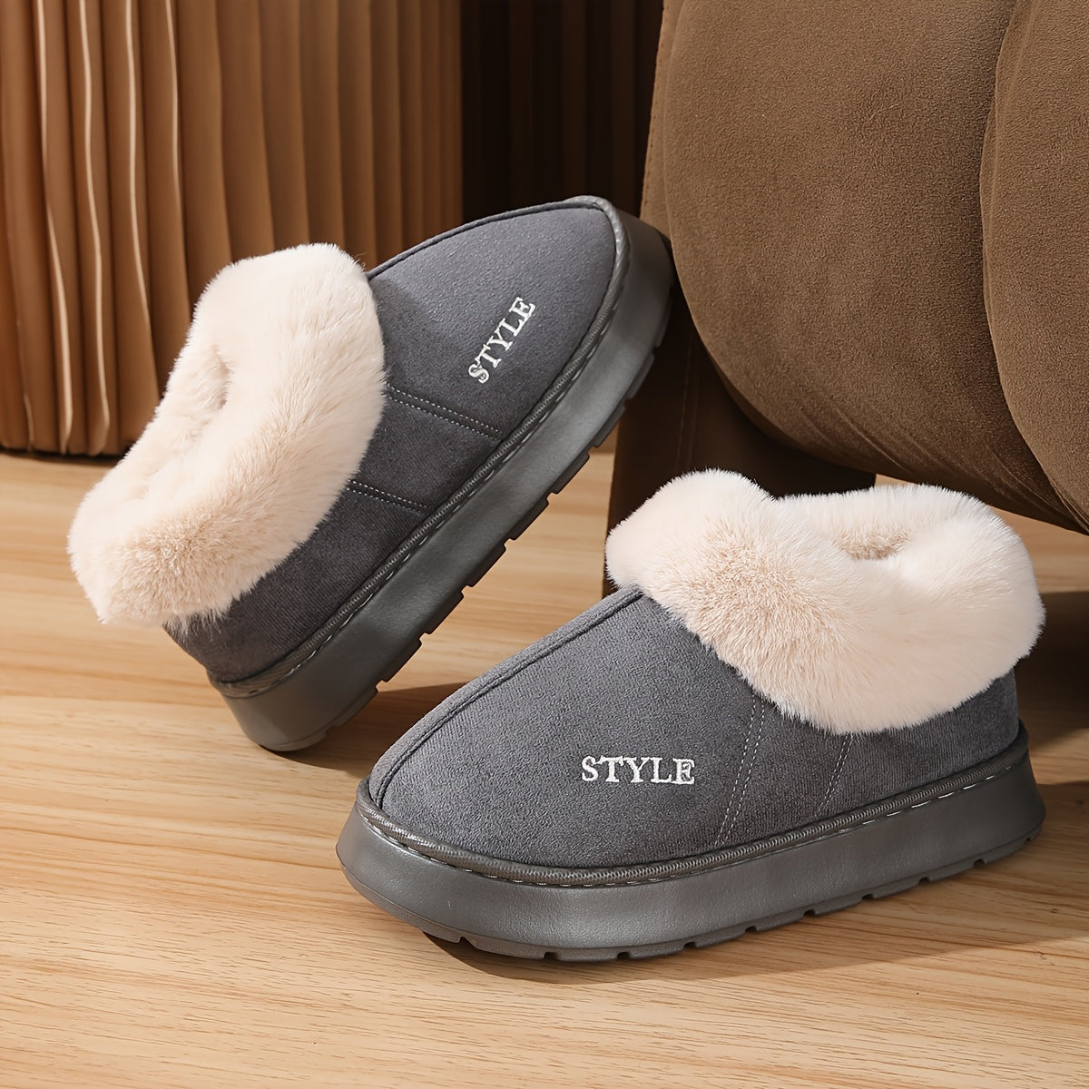 Cozy Fleece-Lined Women’s Slippers - Indoor Casual Slip-Ons with EVA Sole, Fabric Upper, and All-Season Comfort.