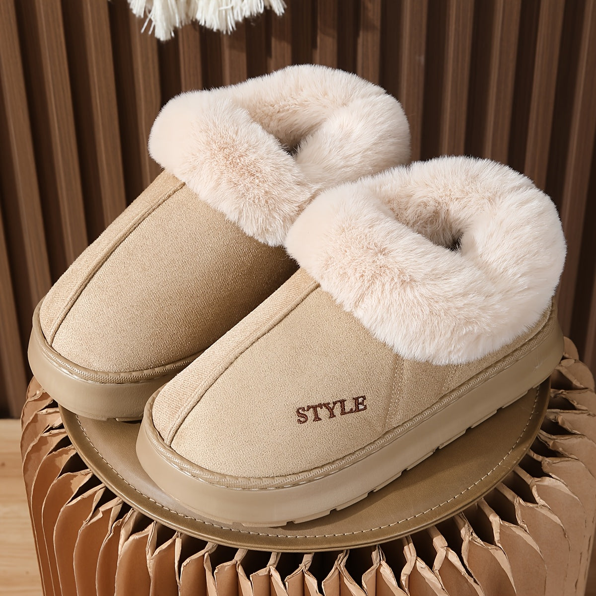 Cozy Fleece-Lined Women’s Slippers - Indoor Casual Slip-Ons with EVA Sole, Fabric Upper, and All-Season Comfort.